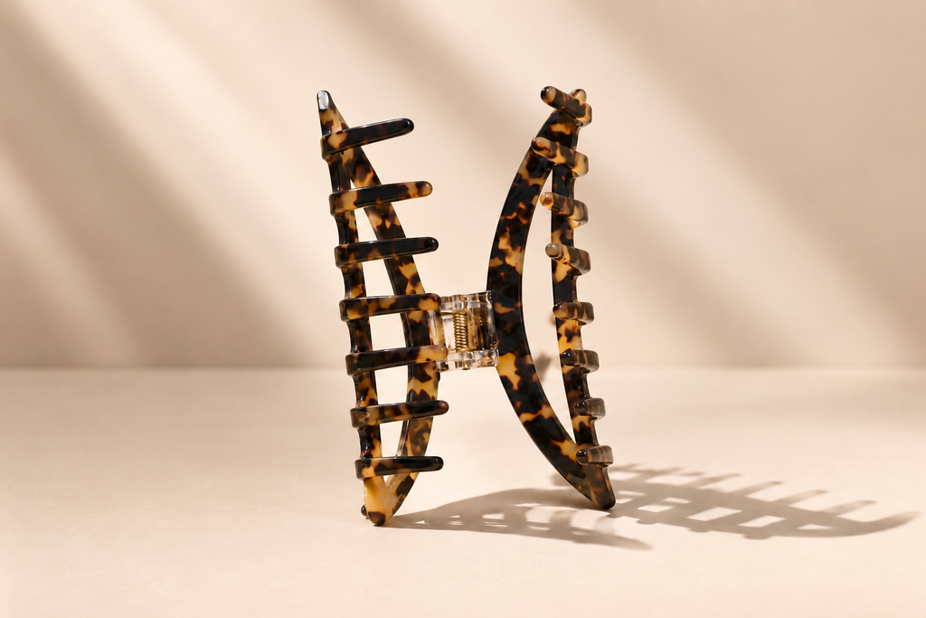 Avela XL Claw Clip open met sterke metalen veer